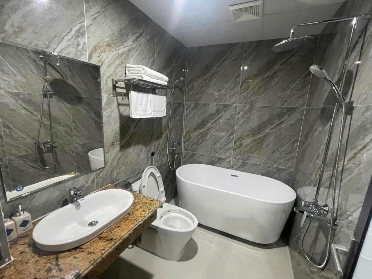 A90 Hotel Phu Ly Екстериор снимка